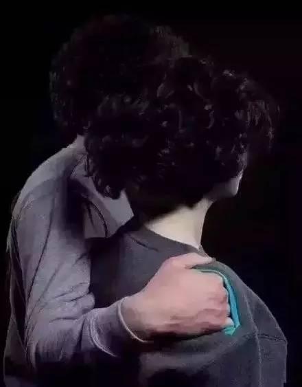 借装备正确秀恩爱，逼死单身狗