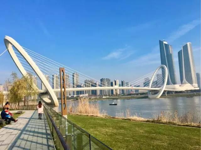 南京有什么玩的，南京最值得玩的景点有哪些免费的（南京6个很美的旅行地）