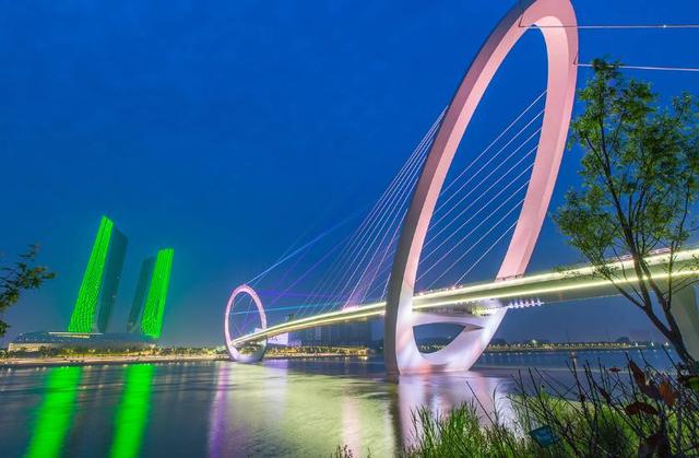 南京有什么玩的，南京最值得玩的景点有哪些免费的（南京6个很美的旅行地）