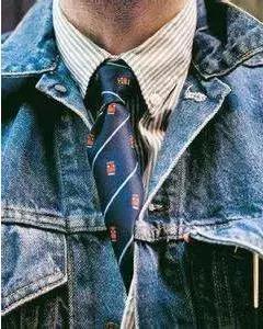 男士正装的标准，男士西装着装要求以及禁忌（男士西装的穿着礼仪）