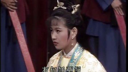 老版包青天里的展昭恋情，她是包青天中痴恋展昭的白雪梅