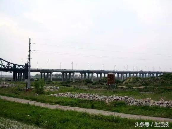 哈尔滨斯大林公园，防洪纪念塔、斯大林公园、友谊宫