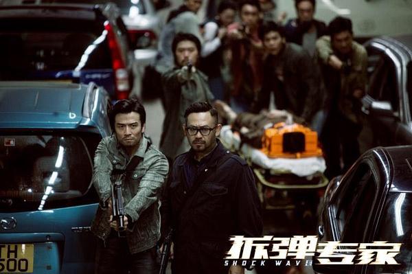 刘德华拆弹票房多少，刘德华不被看好的拆弹专家凭啥赢下五一票房大战
