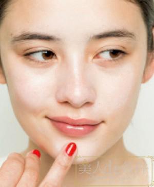 新娘妆的正确步骤教程，自己化新娘妆都不成问题
