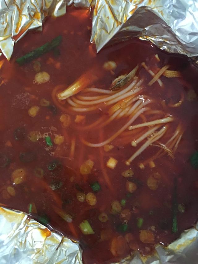 花甲米线的正宗做法家庭版，世界杯专供菜——花甲米线