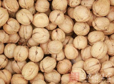 薄皮核桃和厚皮核桃营养价值，薄皮核桃和纸皮核桃哪个好
