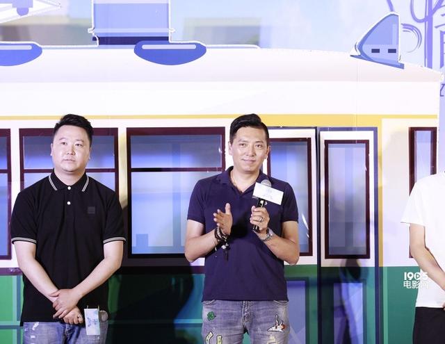 何洁谈爱情感言，何洁助阵小情书首映礼