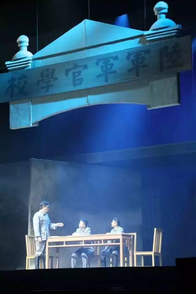 80年代广东话剧团的演员有哪些，话剧邓演达全面展现邓演达波澜壮阔一生