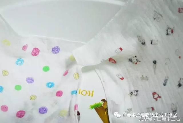 宝宝衣服上的水果渍怎么洗掉，宝宝衣服上的果渍怎么才能洗掉