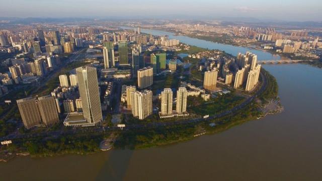 惠州是一个怎么样的城市，惠州-一座在拼搏中掘起的城市