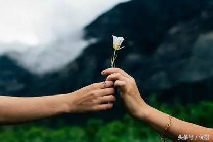 情人节送什么礼物给男朋友实在不知道情人节要送男票什么……于是打开了这篇