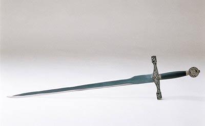 干将莫邪练出来的剑叫什么，干将莫邪太阿宝剑仅是个美丽的传说