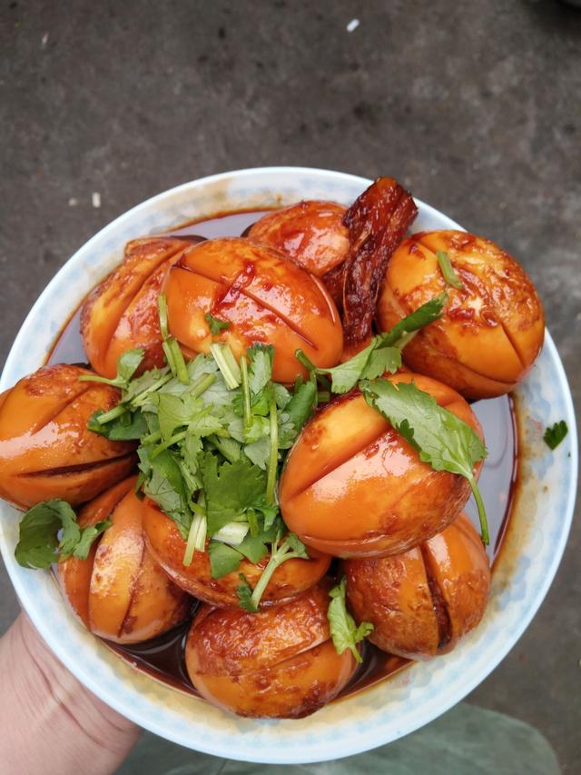 简单家常菜之可乐鸡蛋，教你如何炖至可乐鸡蛋