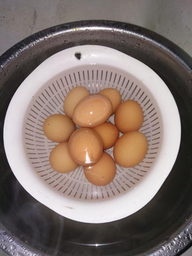 简单家常菜之可乐鸡蛋，教你如何炖至可乐鸡蛋