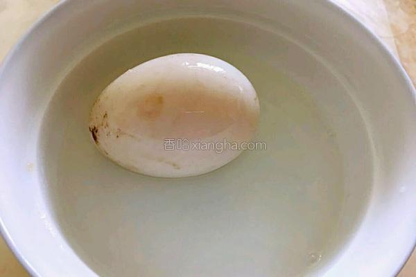 咸鸭蛋怎么吃比较好吃，怎么做咸鸭蛋最好吃的方法