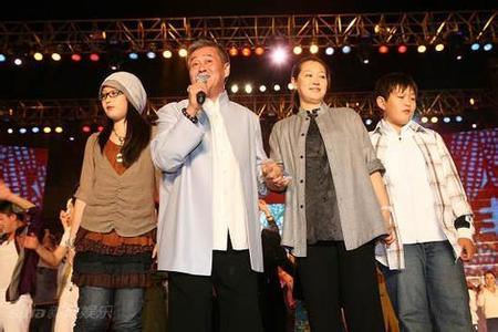 赵本山谈现任妻子和大女儿，赵本山妻子和儿女最新近照曝光