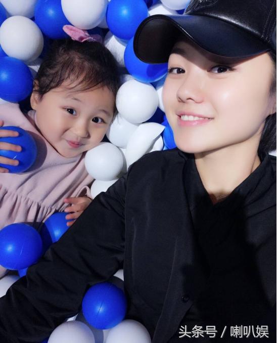 付滃和王悦结婚照，乡村爱情演员25对真实夫妻都是谁（乡村爱情里他是傻大个）