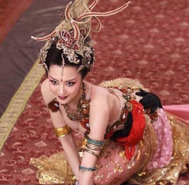 温碧霞演的苏妲己是哪一年的，八位苏妲己扮演者