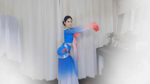 郭十十穿搭小个子夏季连衣裙，小个子女生夏日必备宝藏连衣裙