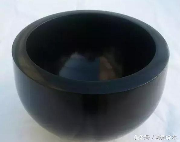 乌木一般是什么木头，木材中的王者：价值连城的乌木