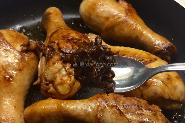 麻辣卤鸡爪好吃到连卤汁都不放过，我们一起来学做一下吧