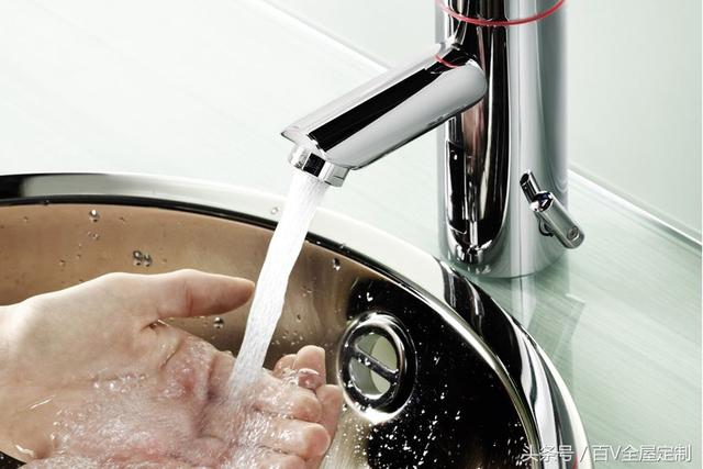 厨房怎么选龙头，厨房烹饪要顺心