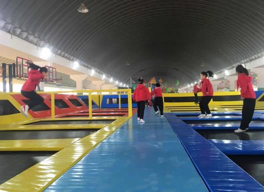 石家庄辛玛王国，河北受喜爱的儿童乐园（石家庄交警发布元旦假期出行提示）