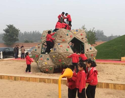 石家庄辛玛王国，河北受喜爱的儿童乐园（石家庄交警发布元旦假期出行提示）