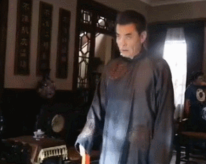 刘威带儿子来了，刘威女儿红为儿女操心幸福兵临棋下杀青获毛卫宁赠花絮