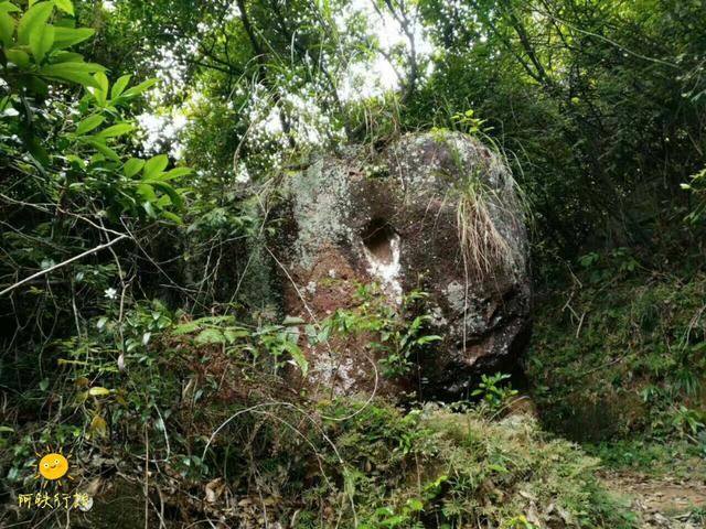 平远县南台山风景区，山是一尊佛 佛是一座山