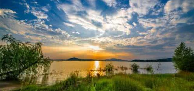 临沂好玩的地方有哪些地方，临沂市旅游攻略最值得玩的地方（超实用的山东临沂旅游攻略）