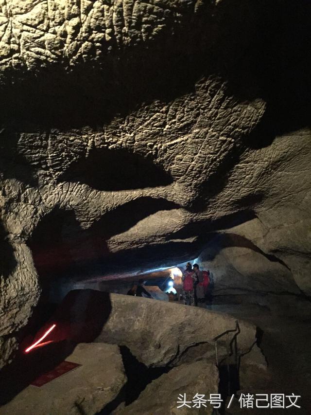 厦门青龙山溶洞，厦门秋天的白云洞