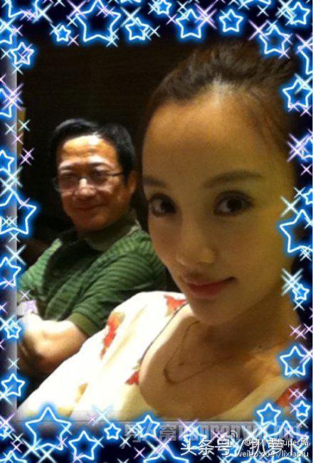 李小璐带女儿为爸爸庆生，李小璐父亲节送祝福