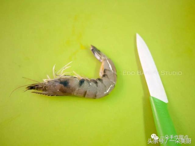 日本天妇罗做法教学，贫民窟女孩也能丰衣足食