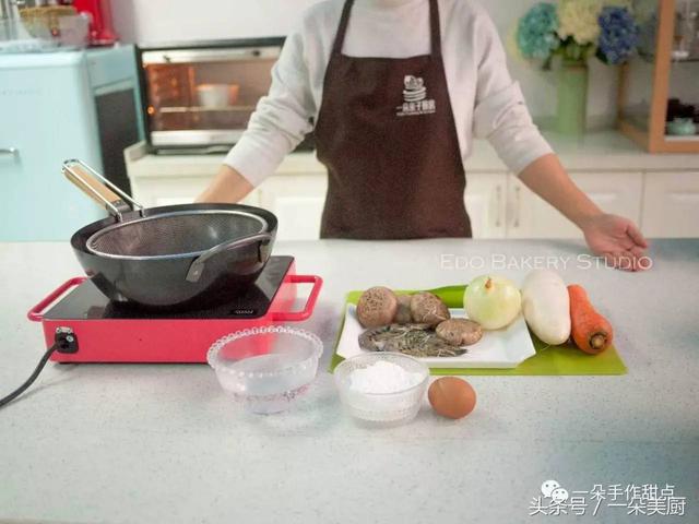 日本天妇罗做法教学，贫民窟女孩也能丰衣足食
