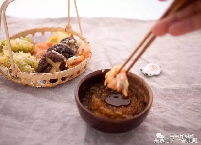 日本天妇罗做法教学，贫民窟女孩也能丰衣足食