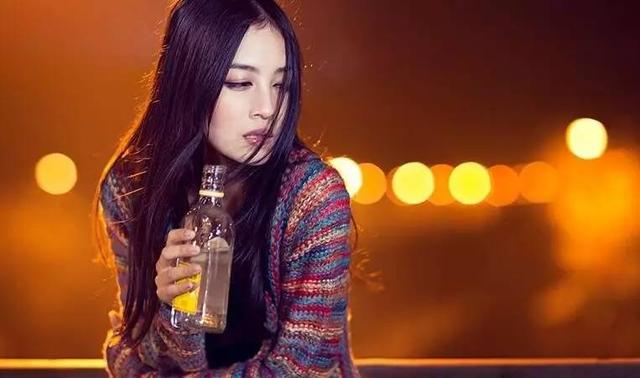 晚安美图170627：情已欠费，爱已停机