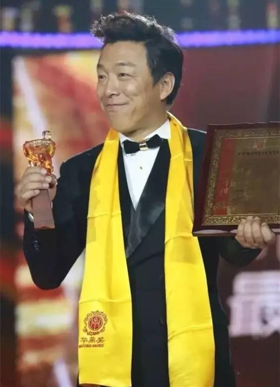 黄渤靠什么电影拿到了影帝，从丑角到金爵奖影帝