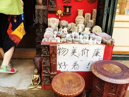 尼泊尔国际飞机场，这是尼泊尔的飞机场