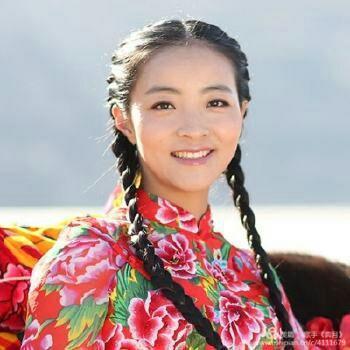 王小妮简历及个人资料，王小妮连唱十首