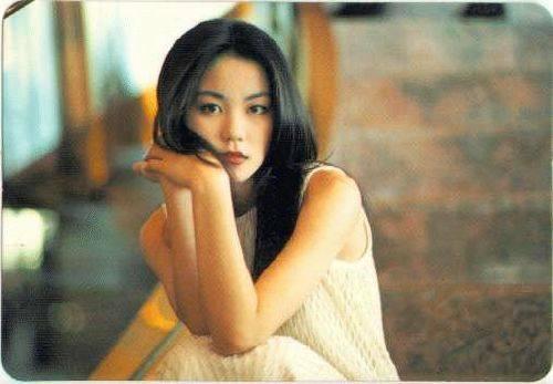 王菲曾经最火的十首粤语歌，天后王菲的这些金曲你都听过吗