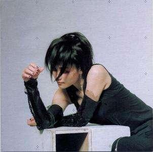 王菲曾经最火的十首粤语歌，天后王菲的这些金曲你都听过吗