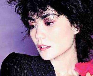 王菲曾经最火的十首粤语歌，天后王菲的这些金曲你都听过吗