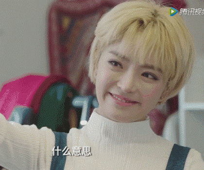 种丹妮新写真，种丹妮写真小露性感 透视黑裙妩媚撩人