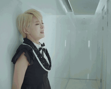 种丹妮新写真，种丹妮写真小露性感 透视黑裙妩媚撩人