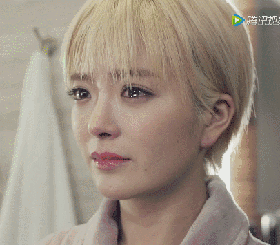 种丹妮新写真，种丹妮写真小露性感 透视黑裙妩媚撩人