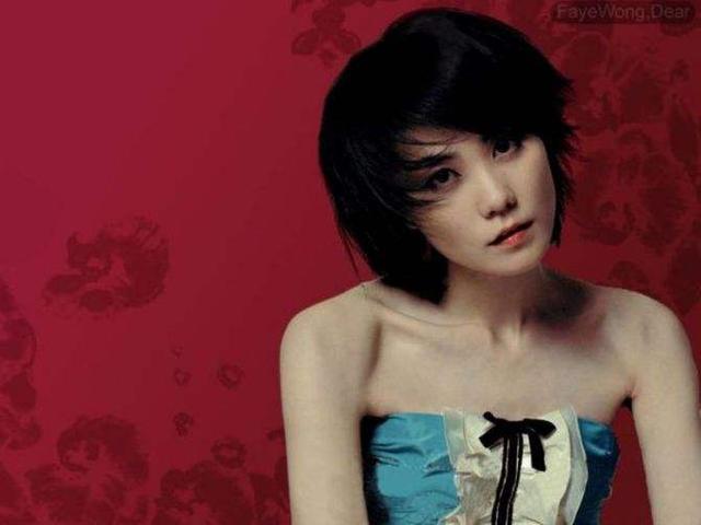 王菲曾经最火的十首粤语歌，天后王菲的这些金曲你都听过吗