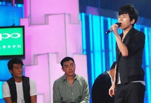 壮士出征主题曲，近期张杰歌曲（《壮士出征》）