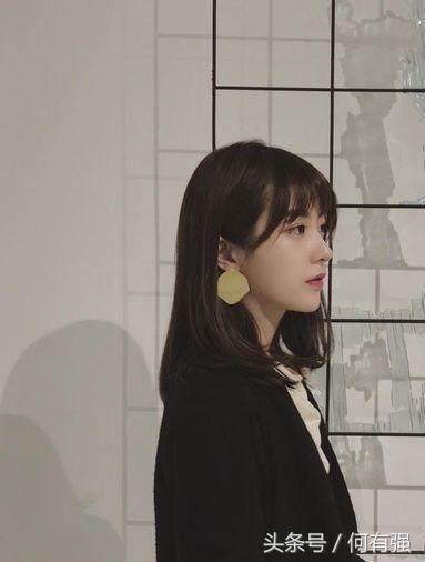 头发柔顺怎么做，如何做才能让头发变柔顺（吹发教程/6步吹出柔顺蓬松头发）