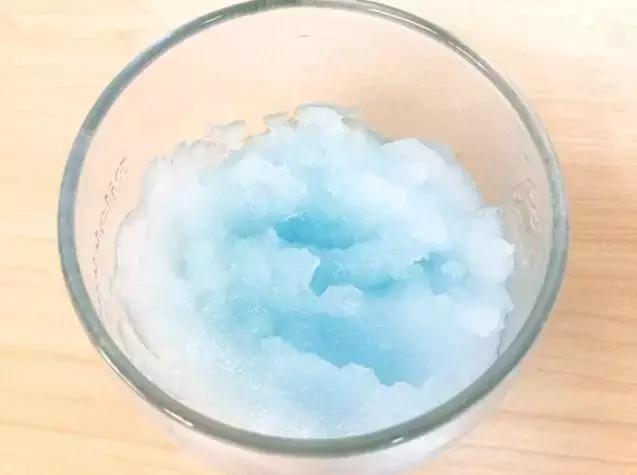 小王有技能：女生怎样优雅的吃冰棒？